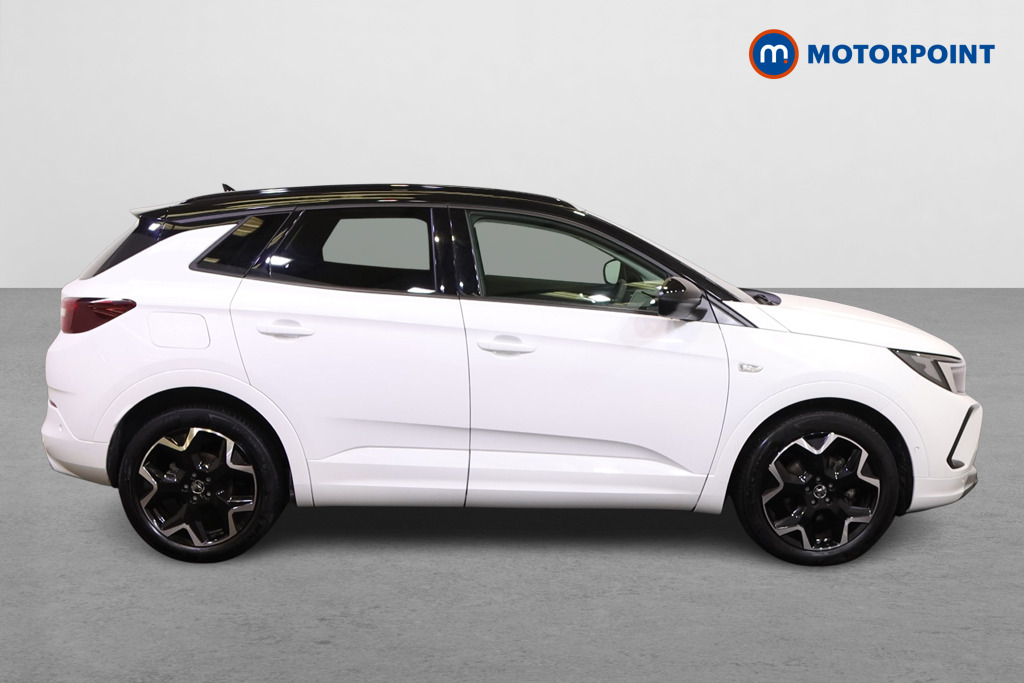 Vauxhall Grandland Ultimate Manual Petrol SUV - Stock Number (1543525) - Drivers side
