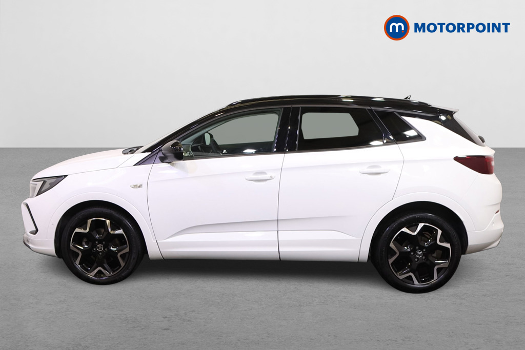 Vauxhall Grandland Ultimate Manual Petrol SUV - Stock Number (1543525) - Passenger side