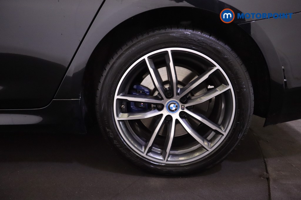 BMW 5 Series M Sport Automatic Petrol Plug-In Hybrid Estate - Stock Number (1543745) - 31st supplementary image