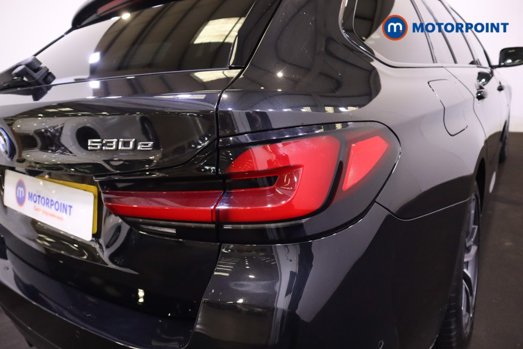 BMW 5 Series M Sport Automatic Petrol Plug-In Hybrid Estate - Stock Number (1543745) - 35th supplementary image