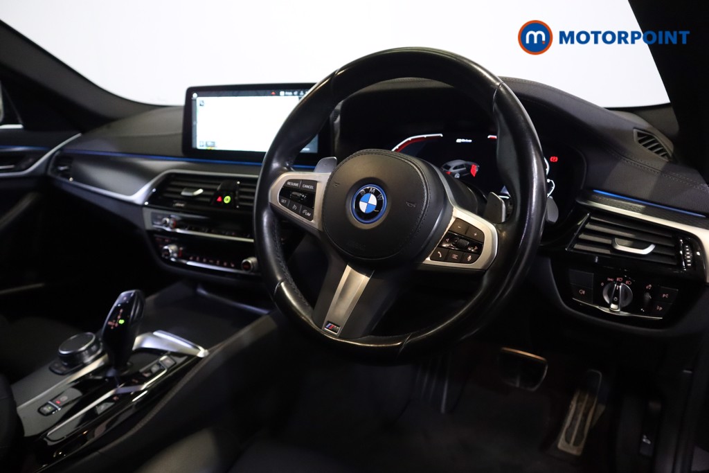 BMW 5 Series M Sport Automatic Petrol Plug-In Hybrid Estate - Stock Number (1543745) - 1st supplementary image