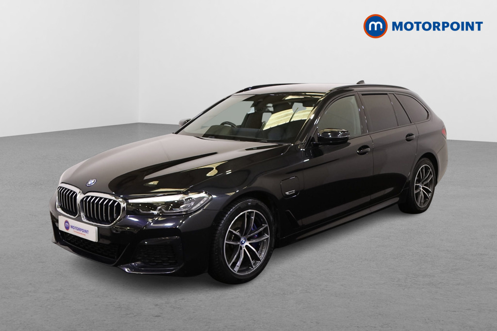 BMW 5 Series M Sport Automatic Petrol Plug-In Hybrid Estate - Stock Number (1543745) - Passenger side front corner