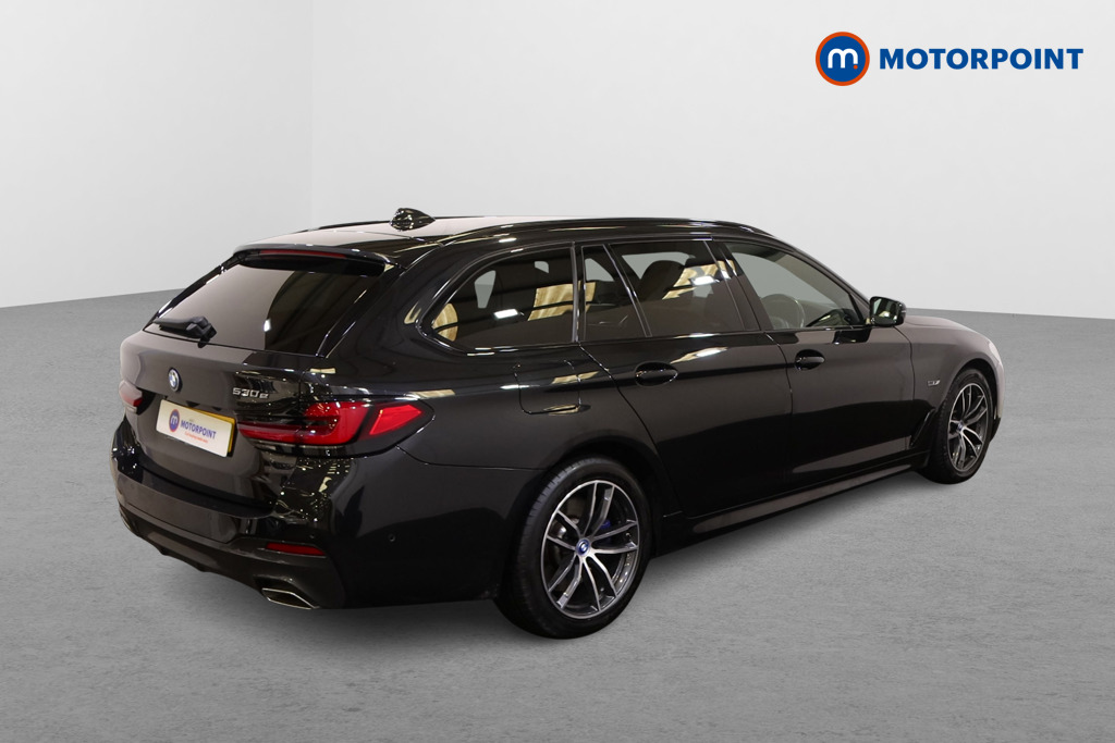 BMW 5 Series M Sport Automatic Petrol Plug-In Hybrid Estate - Stock Number (1543745) - Drivers side rear corner