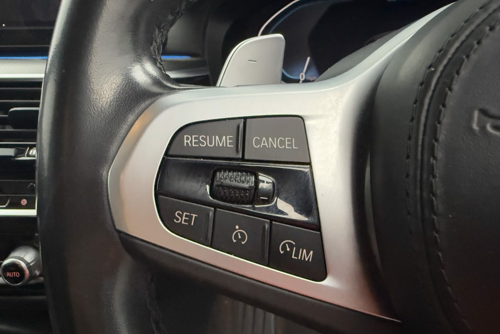 BMW 5 Series M Sport Automatic Petrol Plug-In Hybrid Estate - Stock Number (1543852) - 4th supplementary image