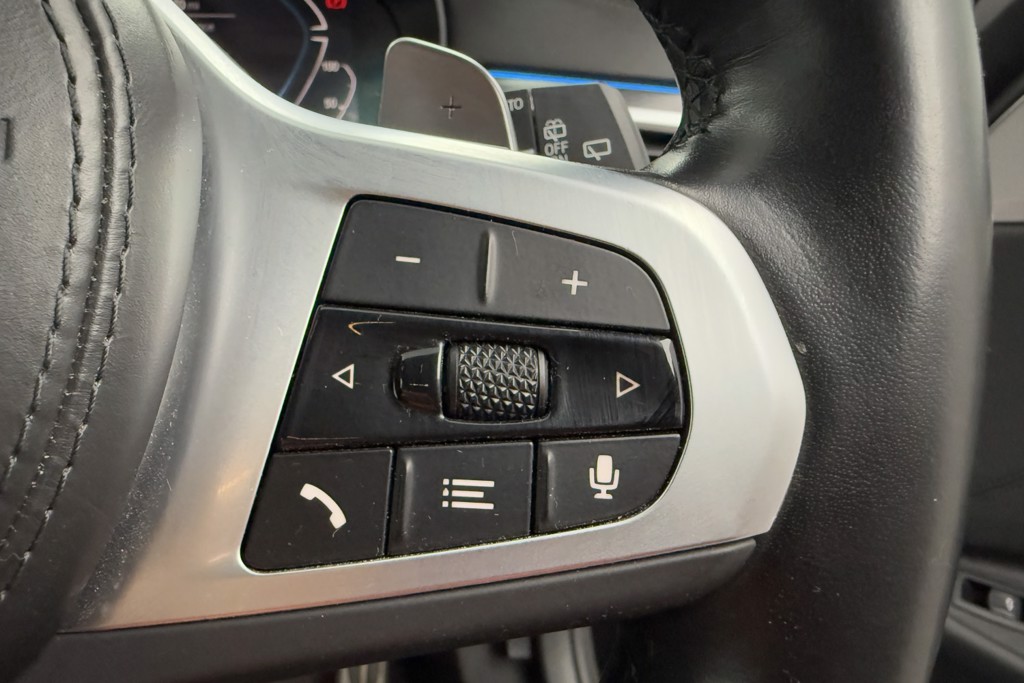 BMW 5 Series M Sport Automatic Petrol Plug-In Hybrid Estate - Stock Number (1543852) - 5th supplementary image