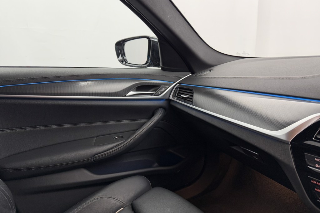 BMW 5 Series M Sport Automatic Petrol Plug-In Hybrid Estate - Stock Number (1543852) - 27th supplementary image