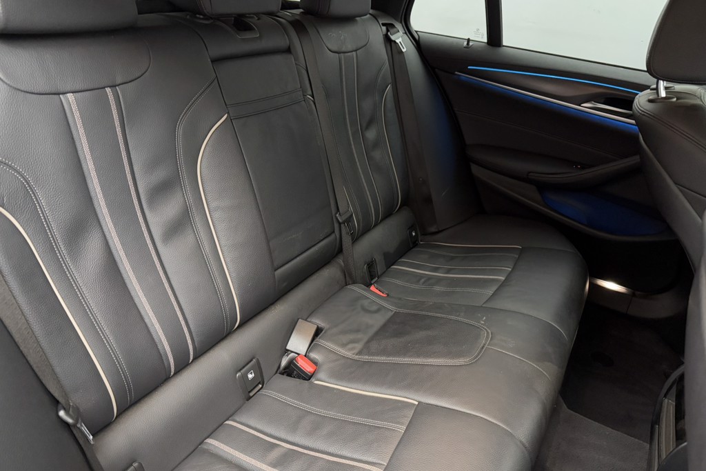 BMW 5 Series M Sport Automatic Petrol Plug-In Hybrid Estate - Stock Number (1543852) - 35th supplementary image