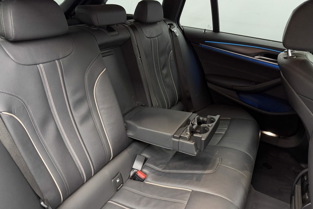 BMW 5 Series M Sport Automatic Petrol Plug-In Hybrid Estate - Stock Number (1543852) - 36th supplementary image