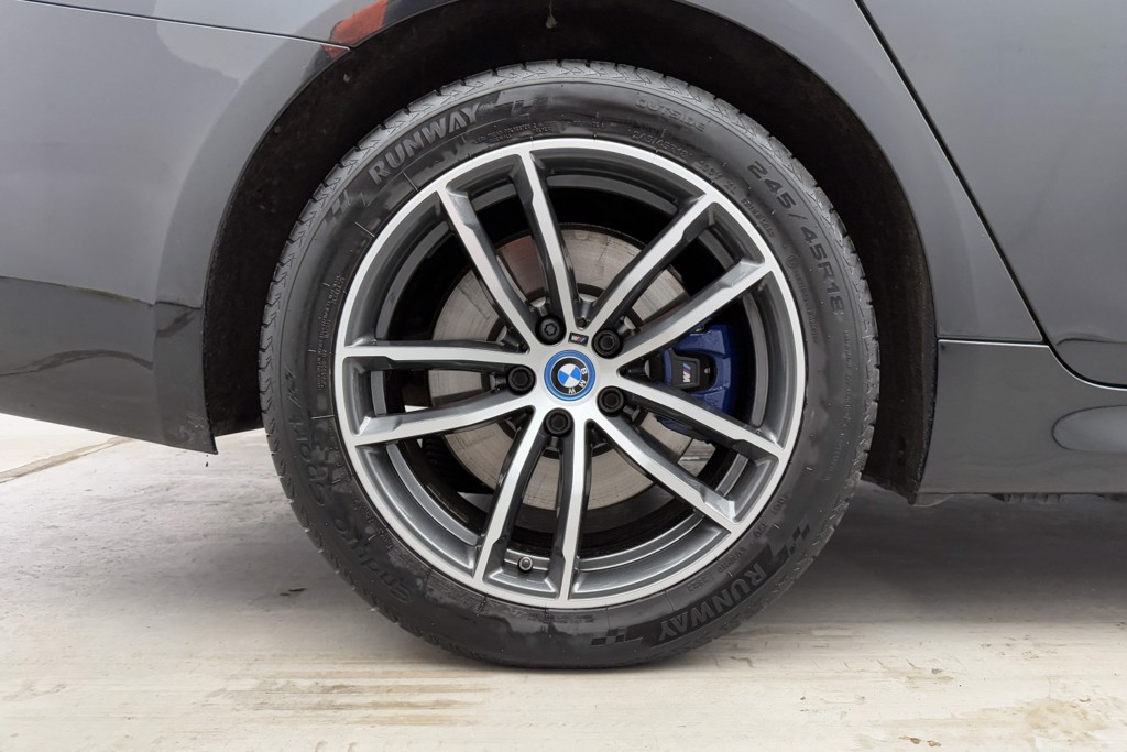 BMW 5 Series M Sport Automatic Petrol Plug-In Hybrid Estate - Stock Number (1543852) - 49th supplementary image