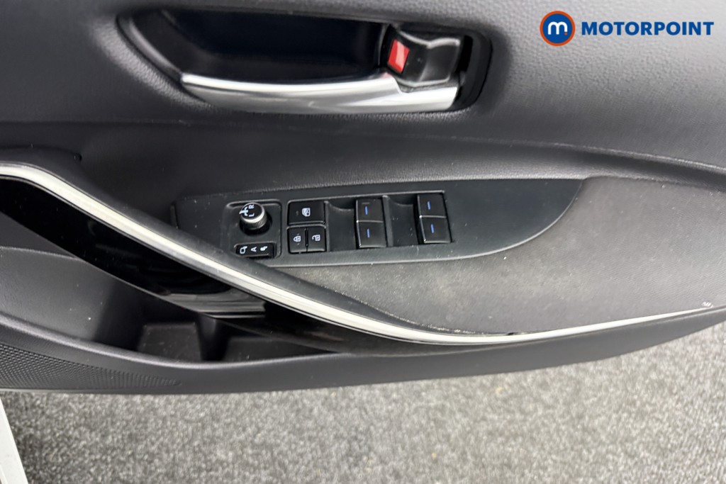 Toyota Corolla Gr Sport Automatic Petrol-Electric Hybrid Hatchback - Stock Number (1543927) - 16th supplementary image