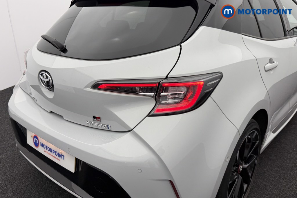 Toyota Corolla Gr Sport Automatic Petrol-Electric Hybrid Hatchback - Stock Number (1543927) - 26th supplementary image