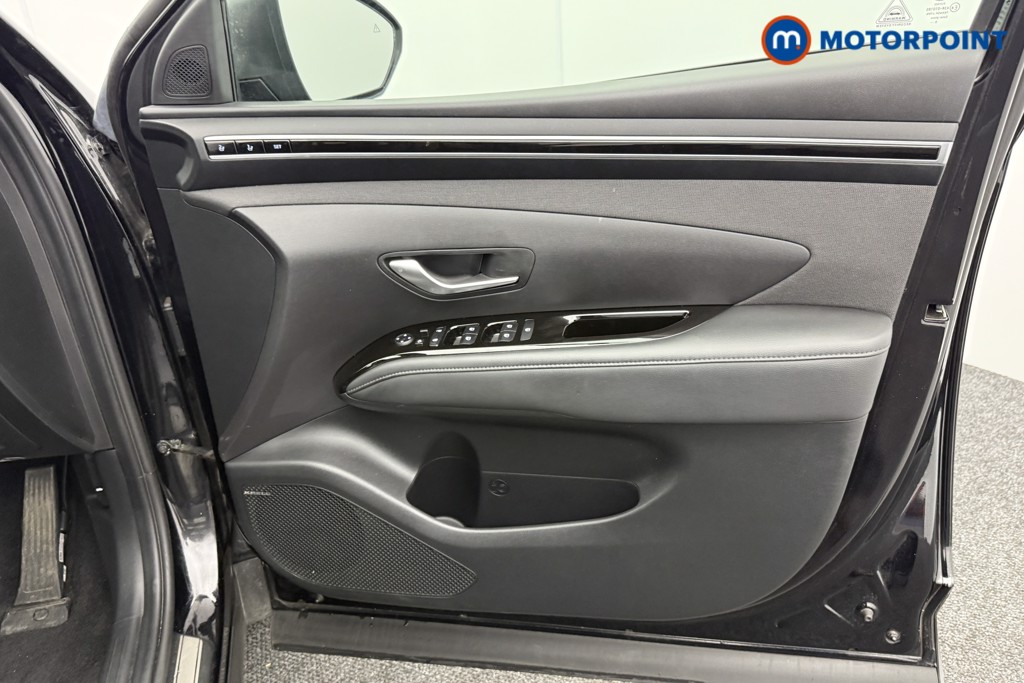 Hyundai Tucson Ultimate Manual Petrol SUV - Stock Number (1544047) - 19th supplementary image