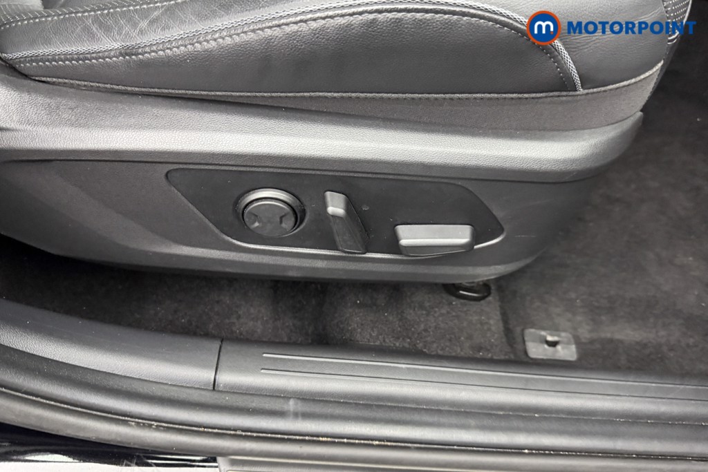 Hyundai Tucson Ultimate Manual Petrol SUV - Stock Number (1544047) - 20th supplementary image