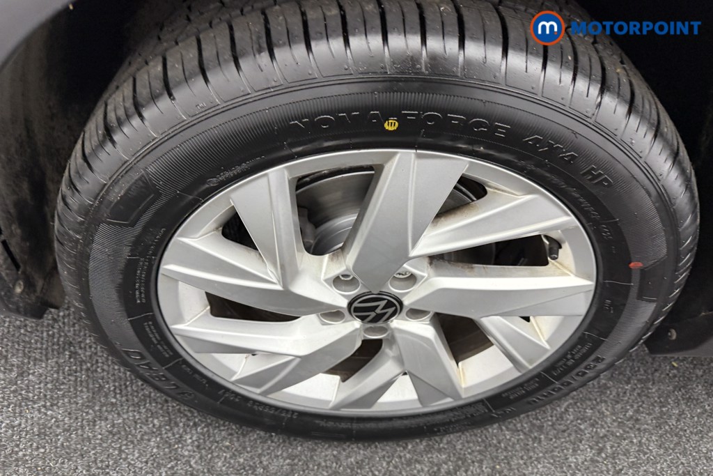 Volkswagen Tiguan Life Manual Petrol SUV - Stock Number (1544790) - 30th supplementary image