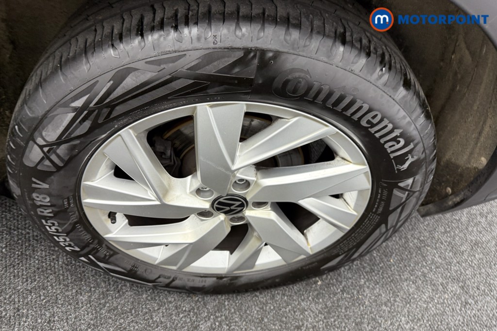 Volkswagen Tiguan Life Manual Petrol SUV - Stock Number (1544790) - 31st supplementary image