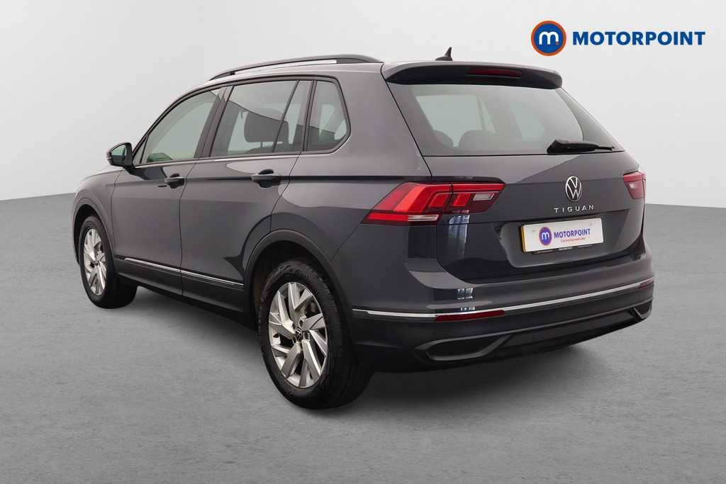 Volkswagen Tiguan Life Manual Petrol SUV - Stock Number (1544790) - Passenger side rear corner