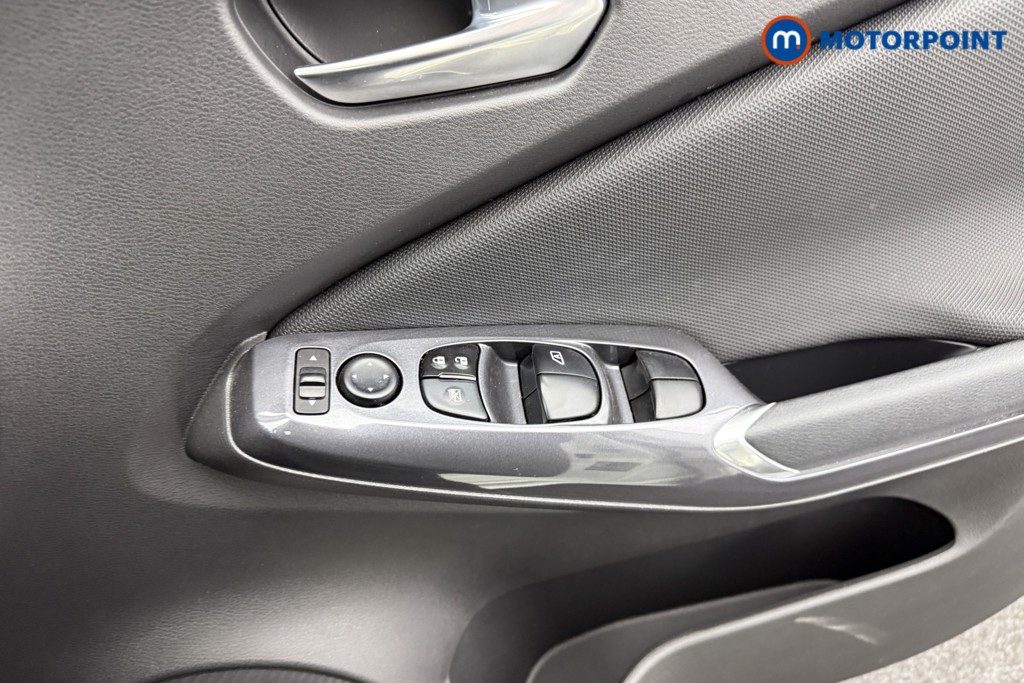 Nissan Juke Acenta Manual Petrol SUV - Stock Number (1545237) - 15th supplementary image