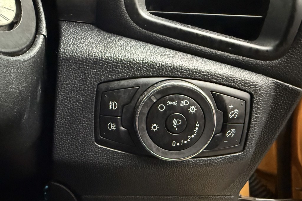 Ford Ecosport Active Manual Petrol SUV - Stock Number (1545360) - 15th supplementary image