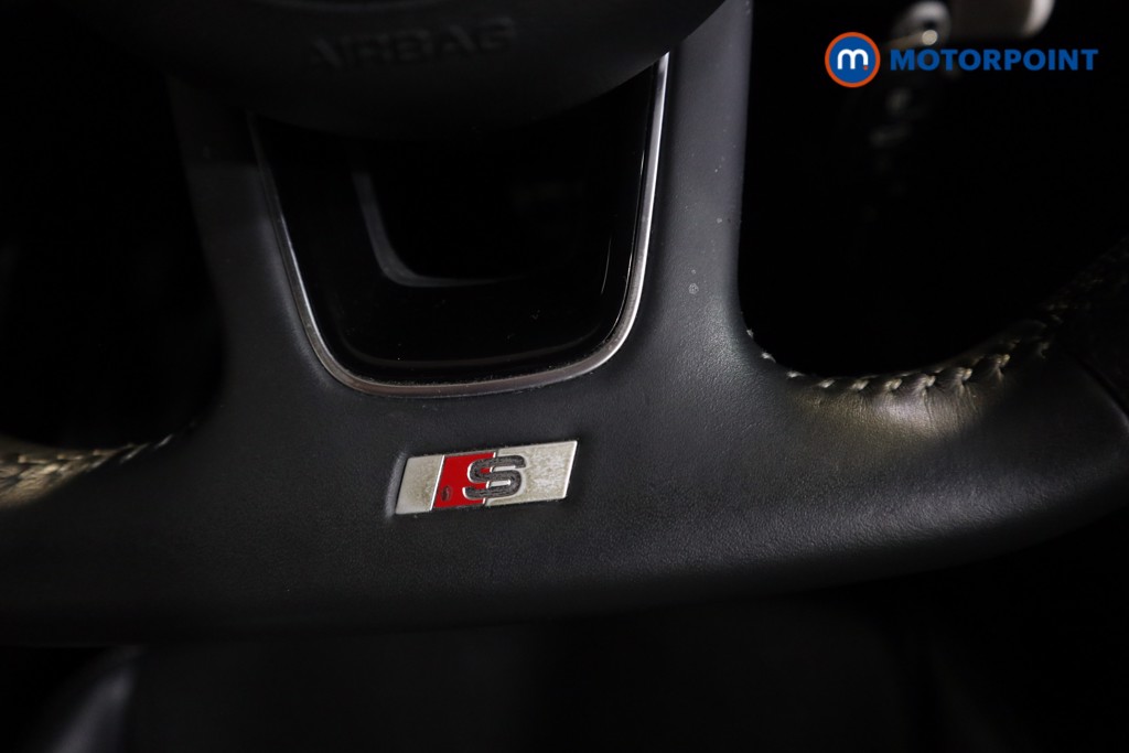 Audi Q2 Black Edition Automatic Petrol SUV - Stock Number (1545383) - 5th supplementary image
