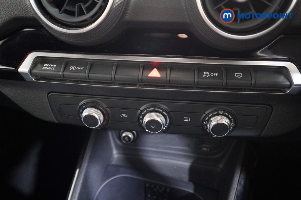Audi Q2 Black Edition Automatic Petrol SUV - Stock Number (1545383) - 8th supplementary image