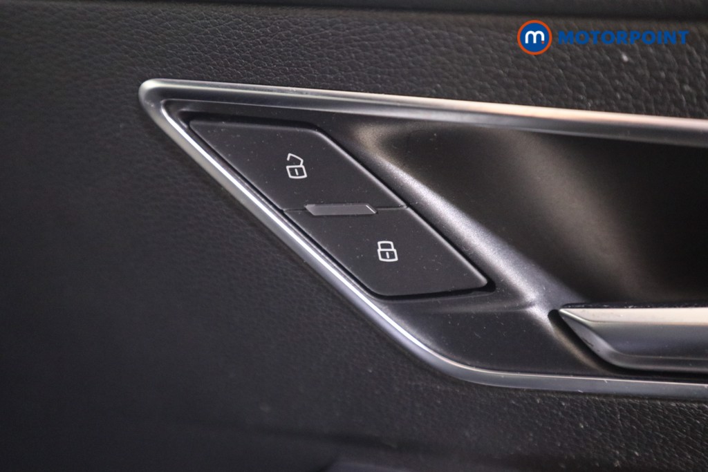 Audi Q2 Black Edition Automatic Petrol SUV - Stock Number (1545383) - 12th supplementary image