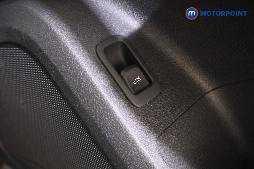 Audi Q2 Black Edition Automatic Petrol SUV - Stock Number (1545383) - 14th supplementary image