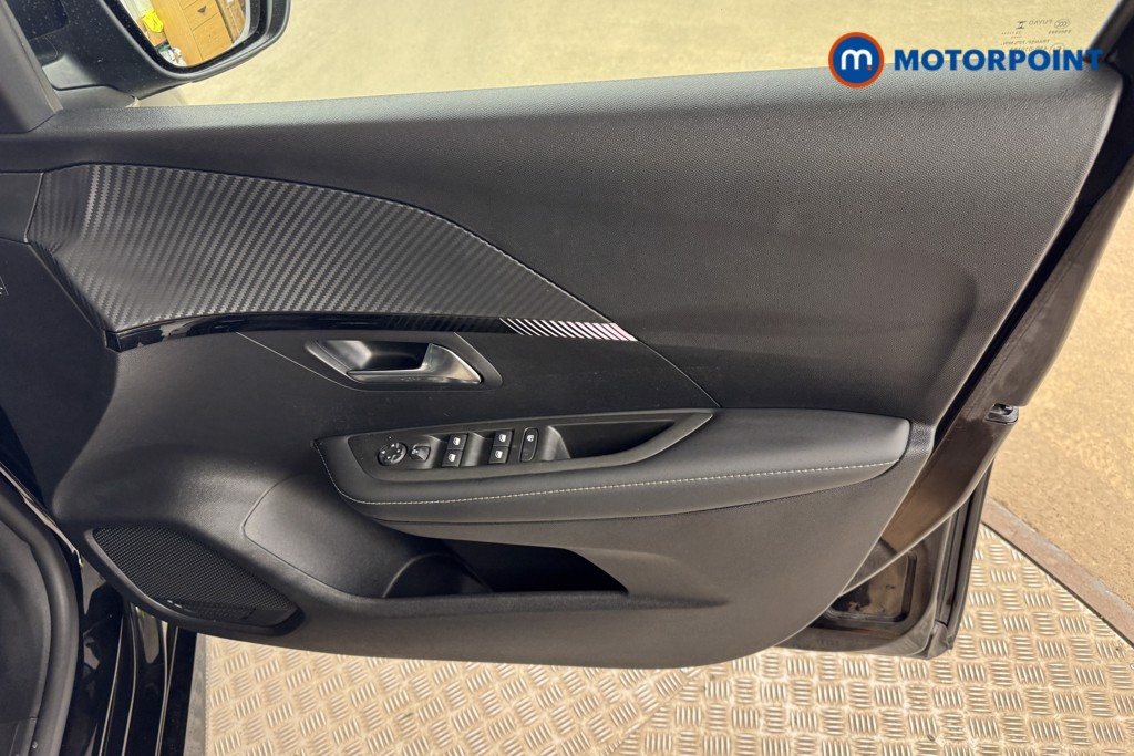 Peugeot 208 Allure Automatic Petrol-Electric Hybrid Hatchback - Stock Number (1545609) - 14th supplementary image