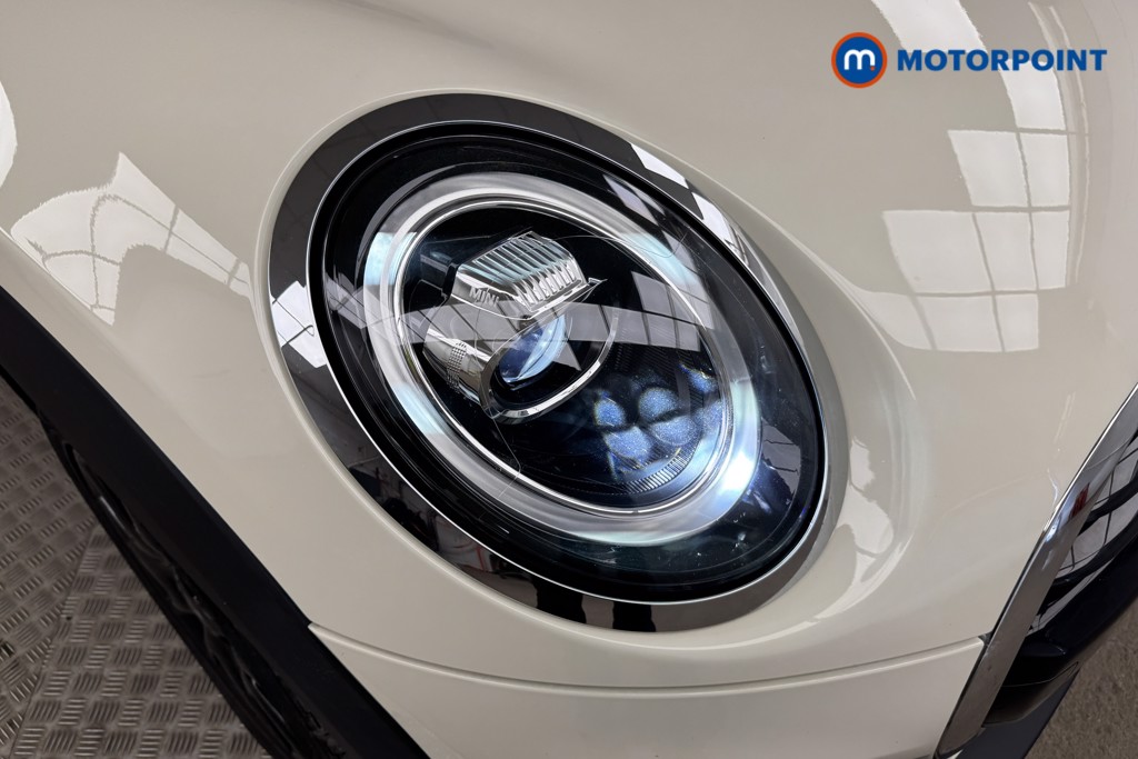 Mini Hatchback Cooper Classic Manual Petrol Hatchback - Stock Number (1545761) - 15th supplementary image