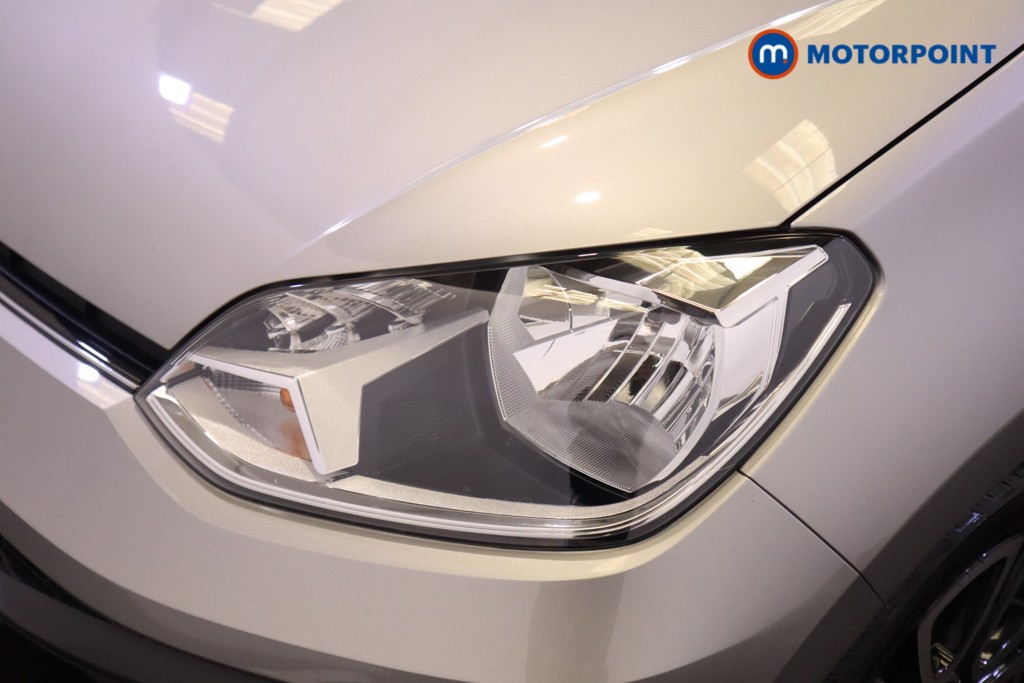 Volkswagen UP R-Line Manual Petrol Hatchback - Stock Number (1546376) - 31st supplementary image