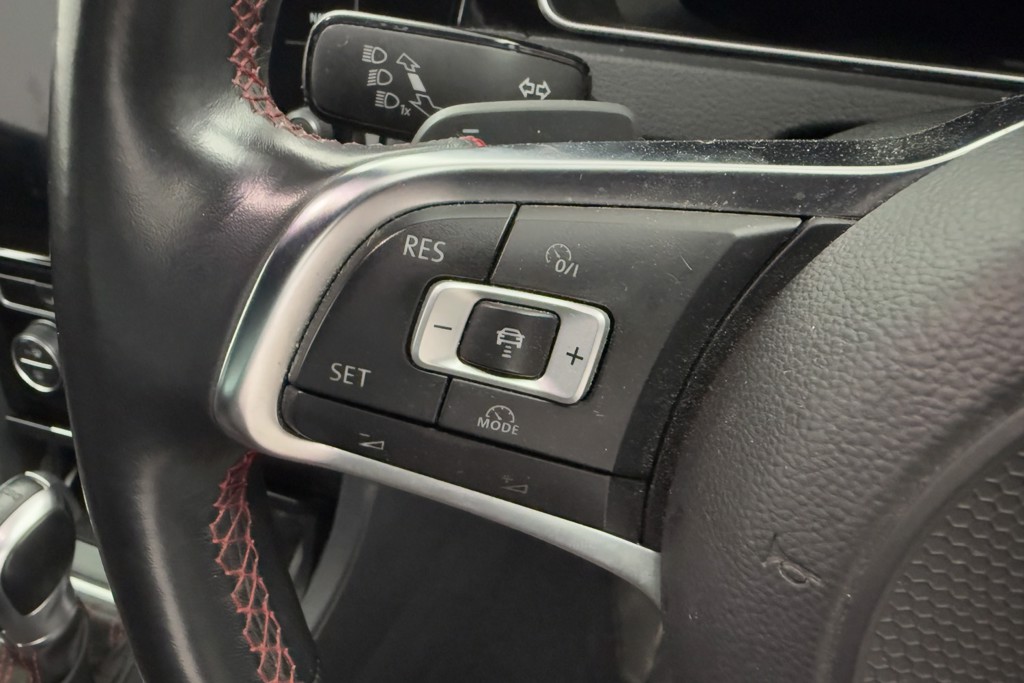 Volkswagen Golf GTI Automatic Petrol Hatchback - Stock Number (1546635) - 3rd supplementary image