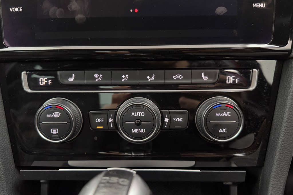 Volkswagen Golf GTI Automatic Petrol Hatchback - Stock Number (1546635) - 13th supplementary image