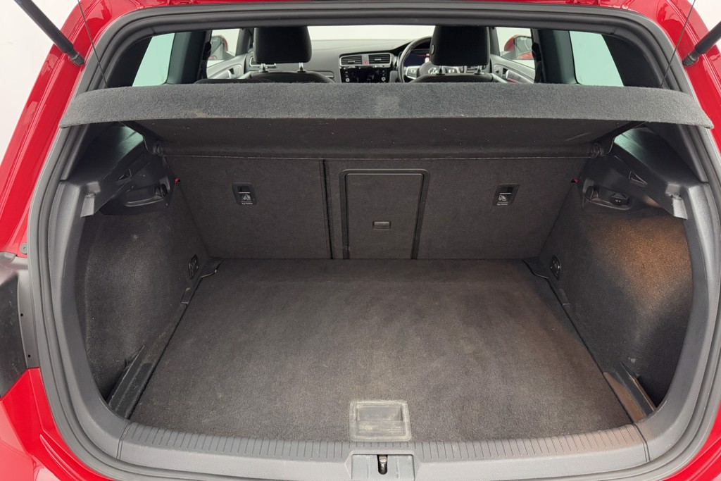 Volkswagen Golf GTI Automatic Petrol Hatchback - Stock Number (1546635) - 29th supplementary image