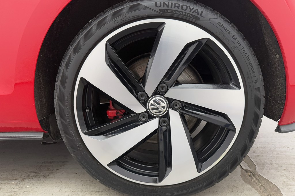 Volkswagen Golf GTI Automatic Petrol Hatchback - Stock Number (1546635) - 34th supplementary image