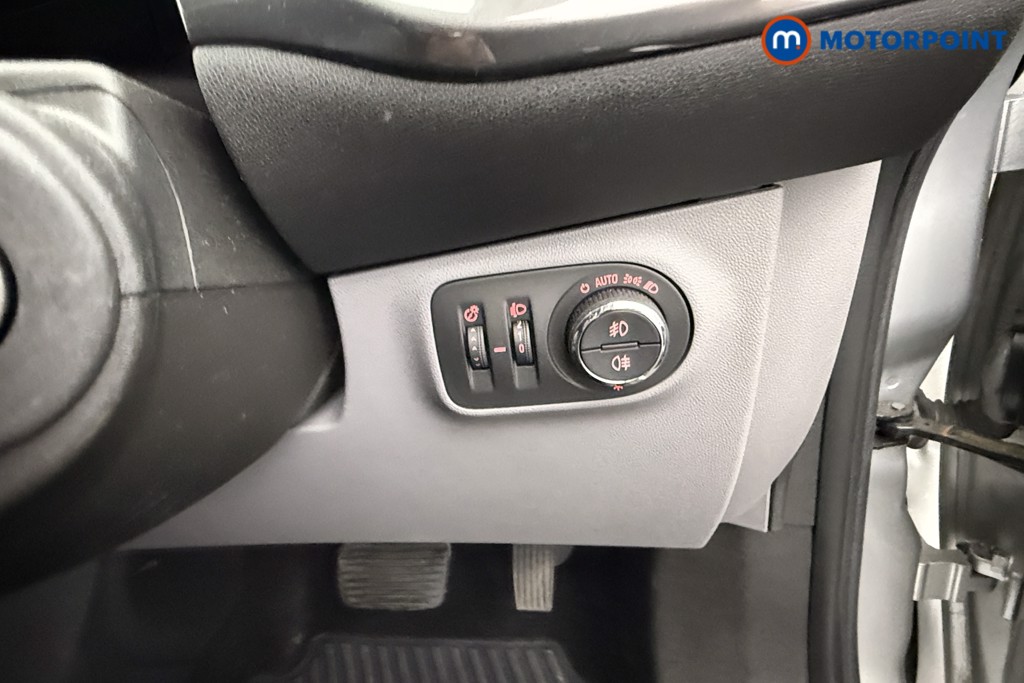Vauxhall Corsa SE Automatic Petrol Hatchback - Stock Number (1546643) - 11th supplementary image