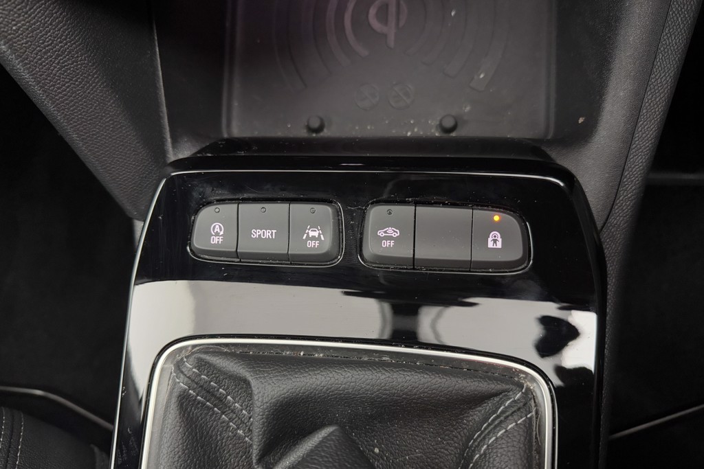 Vauxhall Mokka Ultimate Manual Petrol SUV - Stock Number (1546674) - 16th supplementary image