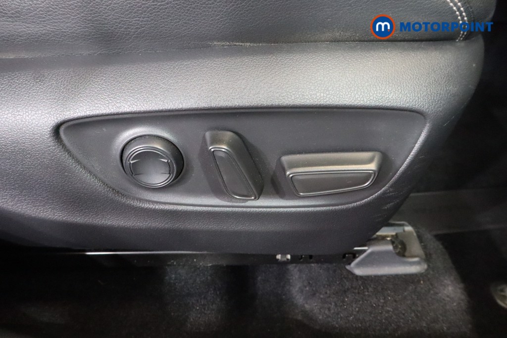 Toyota Rav4 Excel Automatic Petrol-Electric Hybrid SUV - Stock Number (1546810) - 11th supplementary image