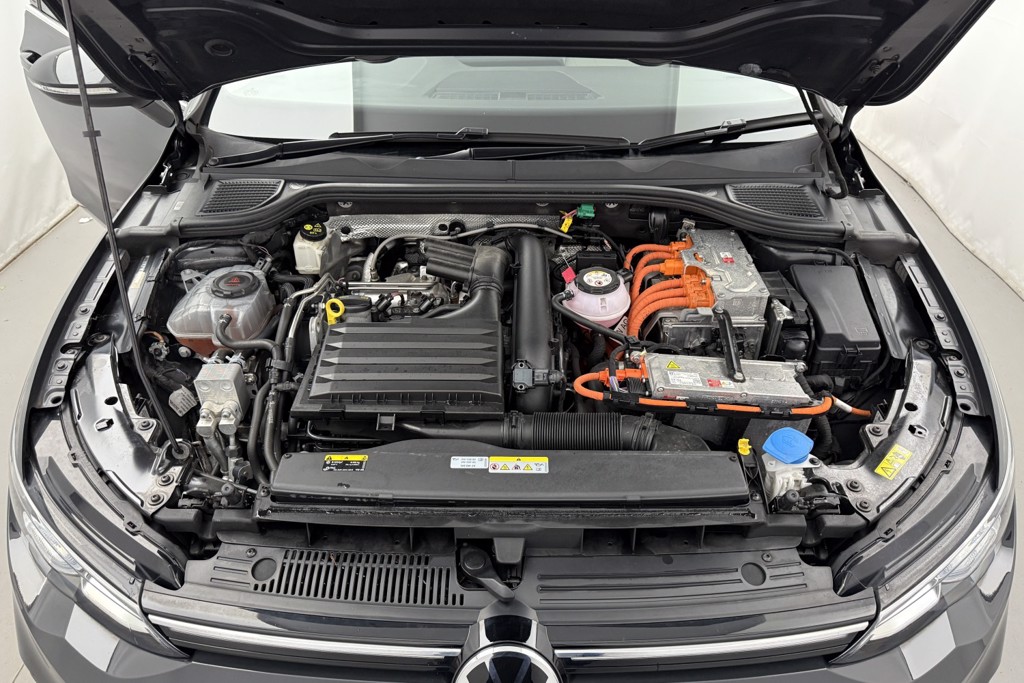 Volkswagen Golf Style Automatic Petrol Plug-In Hybrid Hatchback - Stock Number (1546871) - 25th supplementary image
