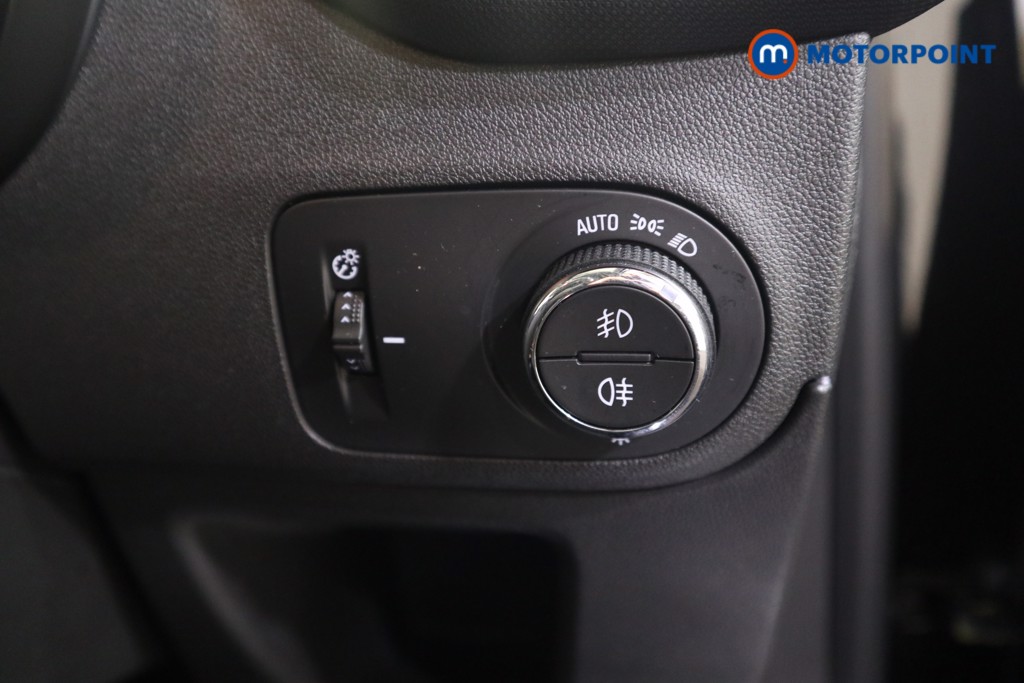 Vauxhall Crossland Ultimate Automatic Diesel SUV - Stock Number (1547023) - 9th supplementary image