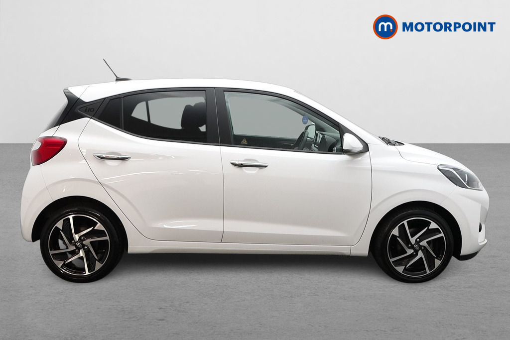 Hyundai I10 Premium Automatic Petrol Hatchback - Stock Number (1547309) - Drivers side