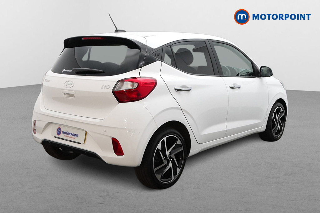 Hyundai I10 Premium Automatic Petrol Hatchback - Stock Number (1547309) - Drivers side rear corner