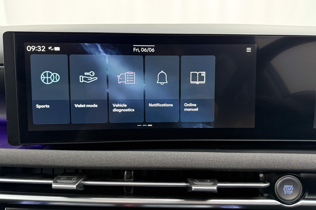 Hyundai Tucson Premium Automatic Petrol-Electric Hybrid SUV - Stock Number (1547552) - 9th supplementary image