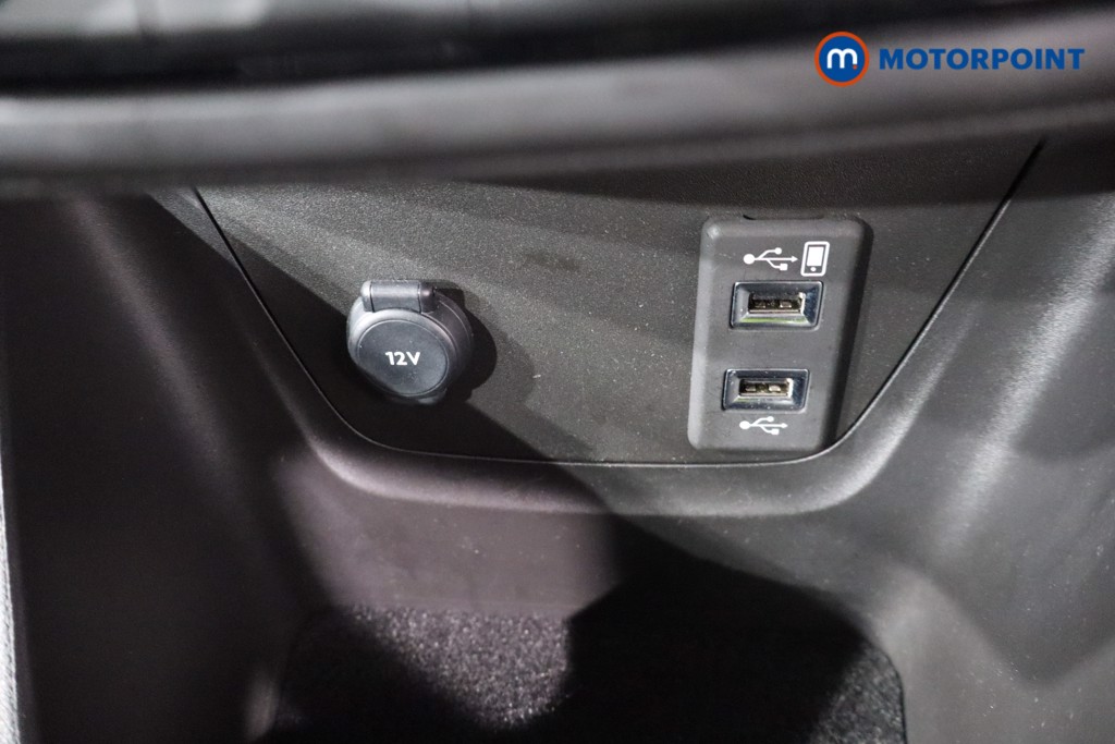 Vauxhall Crossland Ultimate Automatic Petrol SUV - Stock Number (1547835) - 19th supplementary image