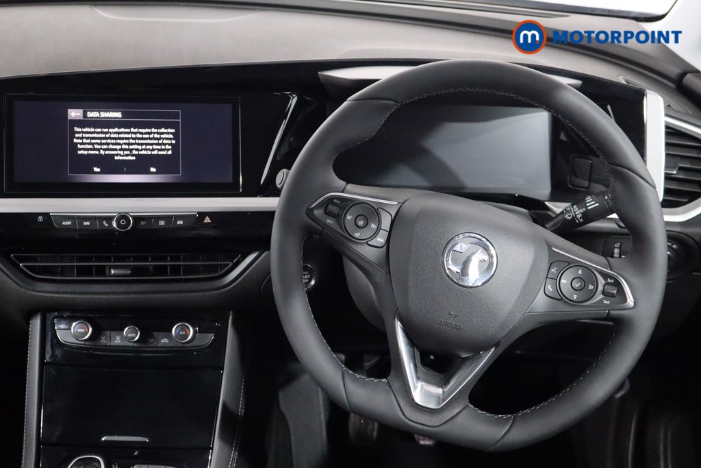 Vauxhall Grandland Ultimate Manual Petrol SUV - Stock Number (1547856) - 3rd supplementary image