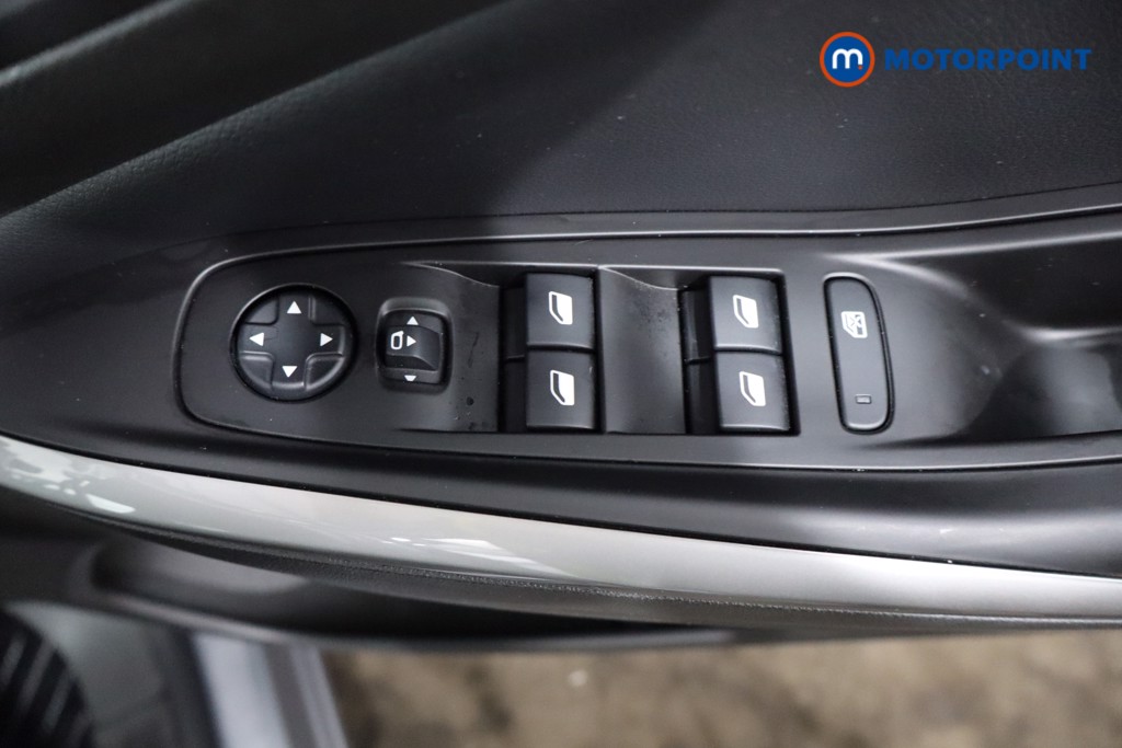 Vauxhall Grandland Ultimate Manual Petrol SUV - Stock Number (1547872) - 15th supplementary image