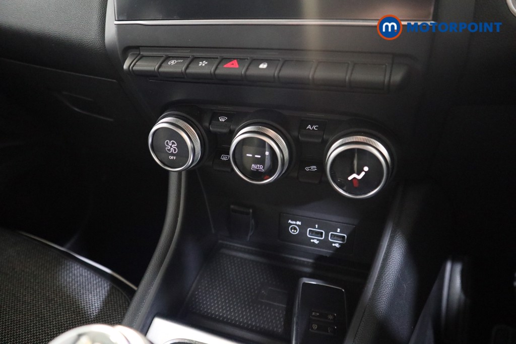 Renault Captur S Edition Manual Petrol SUV - Stock Number (1547979) - 7th supplementary image