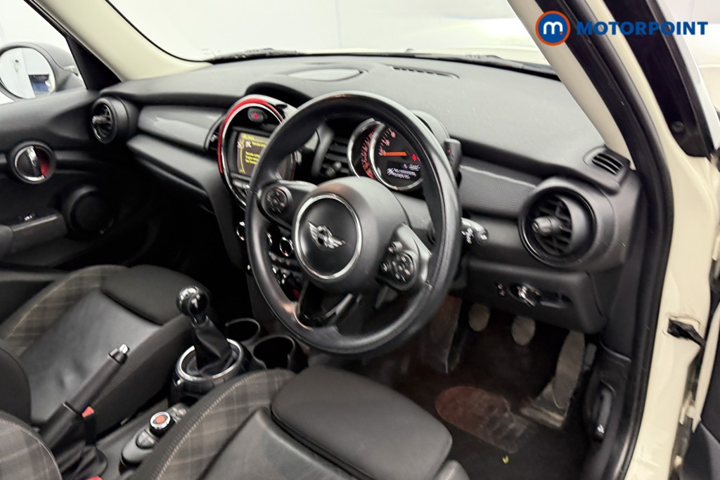 Mini Hatchback Cooper Manual Petrol Hatchback - Stock Number (1548254) - 3rd supplementary image