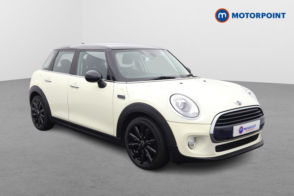 Mini Hatchback Cooper Manual Petrol Hatchback - Stock Number (1548254) - Drivers side front corner