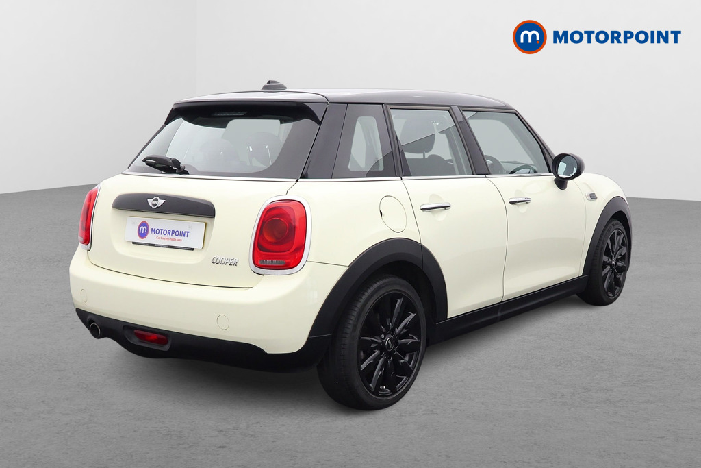 Mini Hatchback Cooper Manual Petrol Hatchback - Stock Number (1548254) - Drivers side rear corner