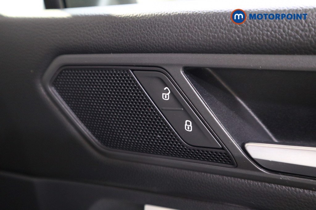 Volkswagen Tiguan Allspace R-Line Tech Automatic Diesel SUV - Stock Number (1548478) - 12th supplementary image