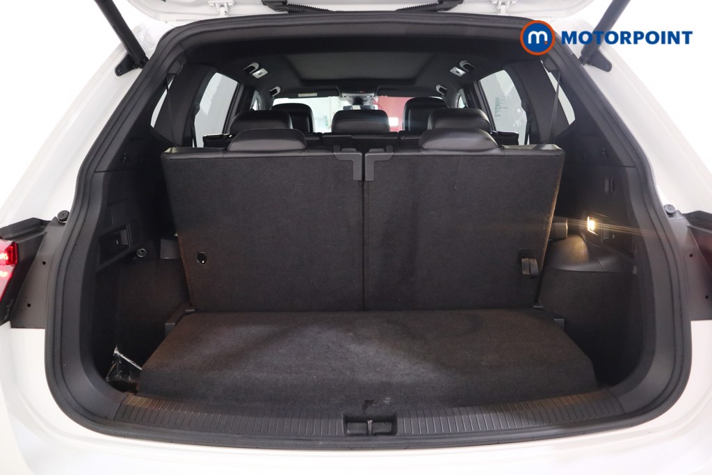 Volkswagen Tiguan Allspace R-Line Tech Automatic Diesel SUV - Stock Number (1548478) - 16th supplementary image